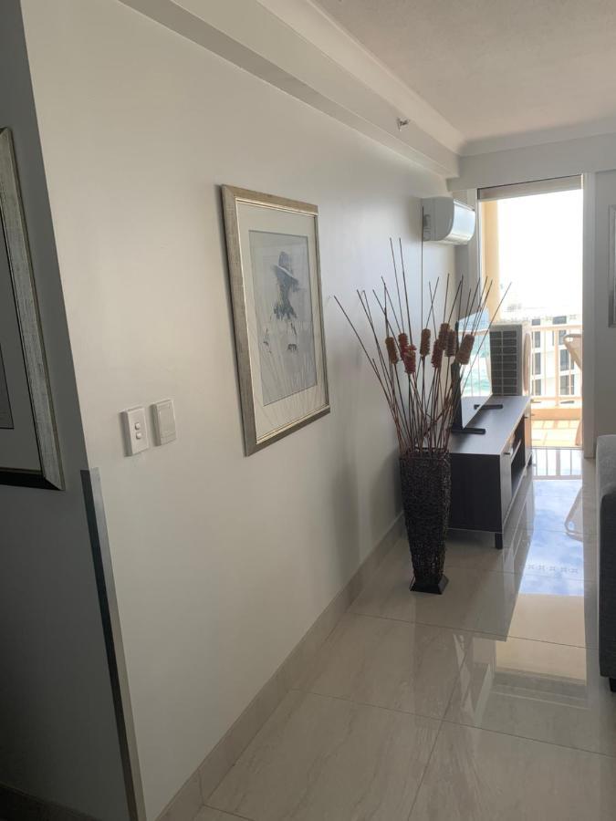 גולד קוסט Stunning 2 Bedroom Ocean View Apartment מראה חיצוני תמונה