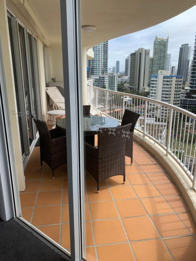 גולד קוסט Stunning 2 Bedroom Ocean View Apartment מראה חיצוני תמונה