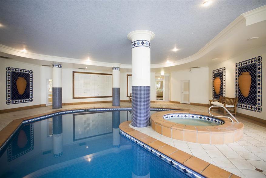 גולד קוסט Stunning 2 Bedroom Ocean View Apartment מראה חיצוני תמונה