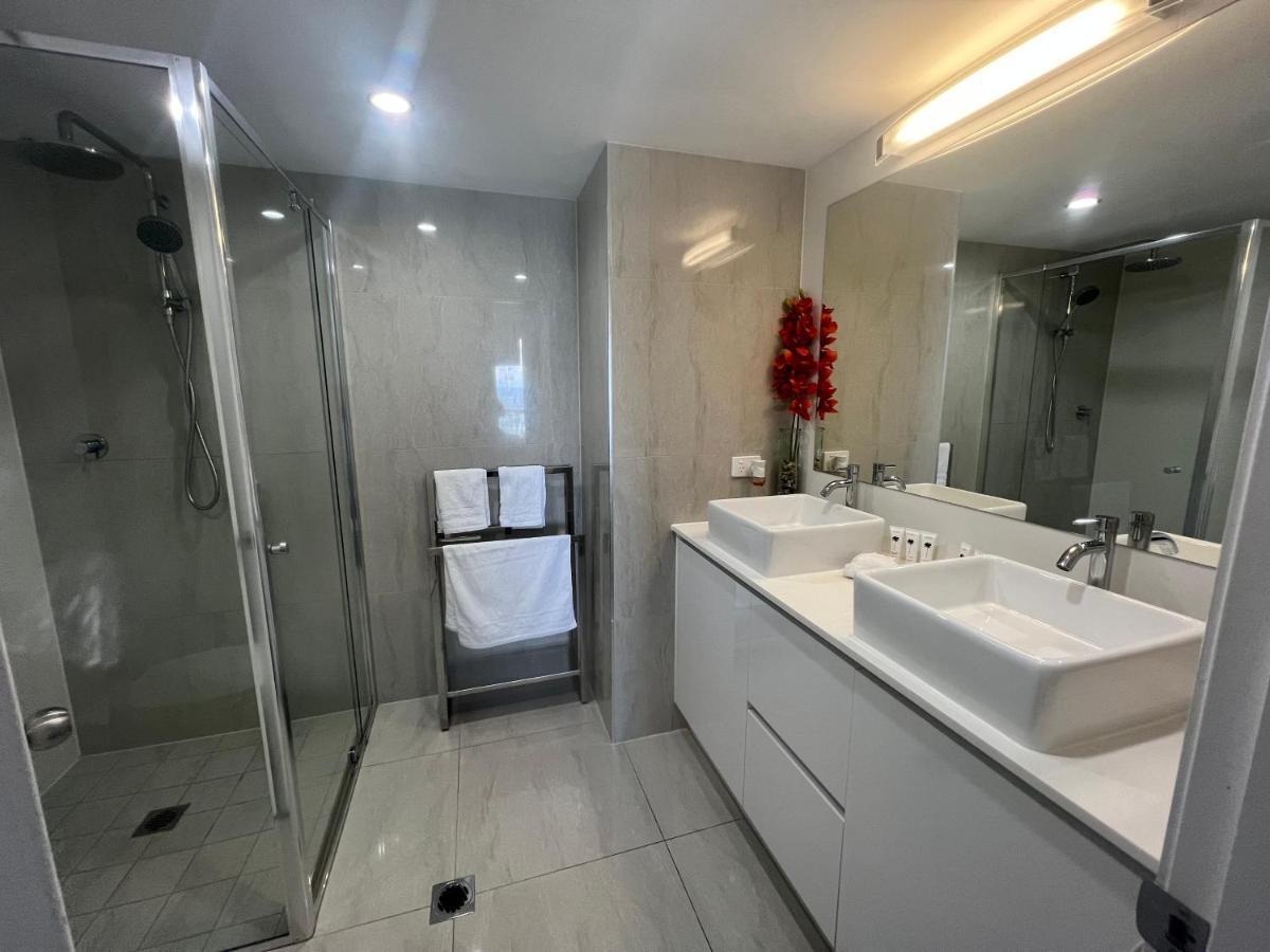 גולד קוסט Stunning 2 Bedroom Ocean View Apartment מראה חיצוני תמונה