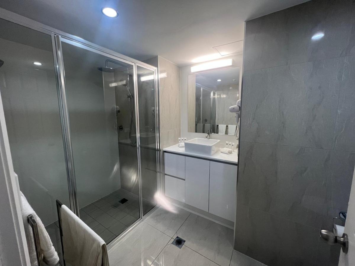 גולד קוסט Stunning 2 Bedroom Ocean View Apartment מראה חיצוני תמונה